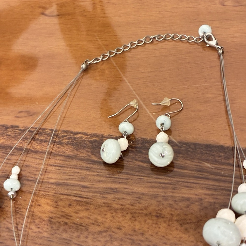 Beautiful Blue & White Multi Strand Beaded Necklace & Earring Set Coastal Boho - Picture 3 of 12